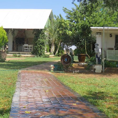 מלון Rehoboth Tropic Of Capricorn Guest Farm מראה חיצוני תמונה